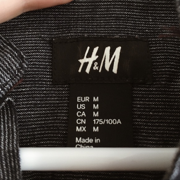 Medium 5 Long Sleeve shirts - Picture 4 of 7